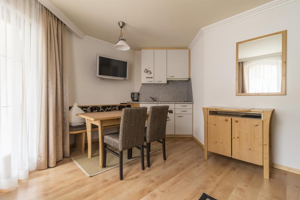Hotel Garni Chasa Nova Samnaun Zewnętrze zdjęcie