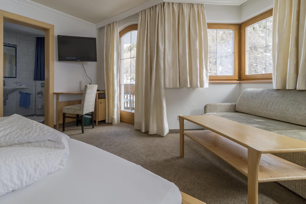 Hotel Garni Chasa Nova Samnaun Zewnętrze zdjęcie