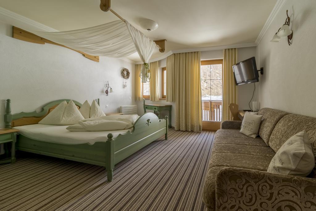 Hotel Garni Chasa Nova Samnaun Zewnętrze zdjęcie
